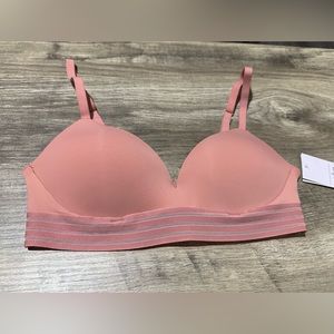 NWT Auden push up wire free bra women’s pink